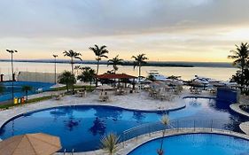 Excelente Flat 418 na beira do lago